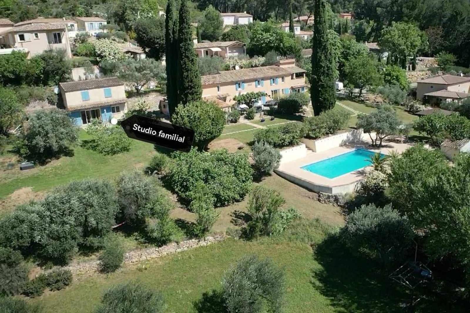 Colline De Sollies Holiday home Salernes