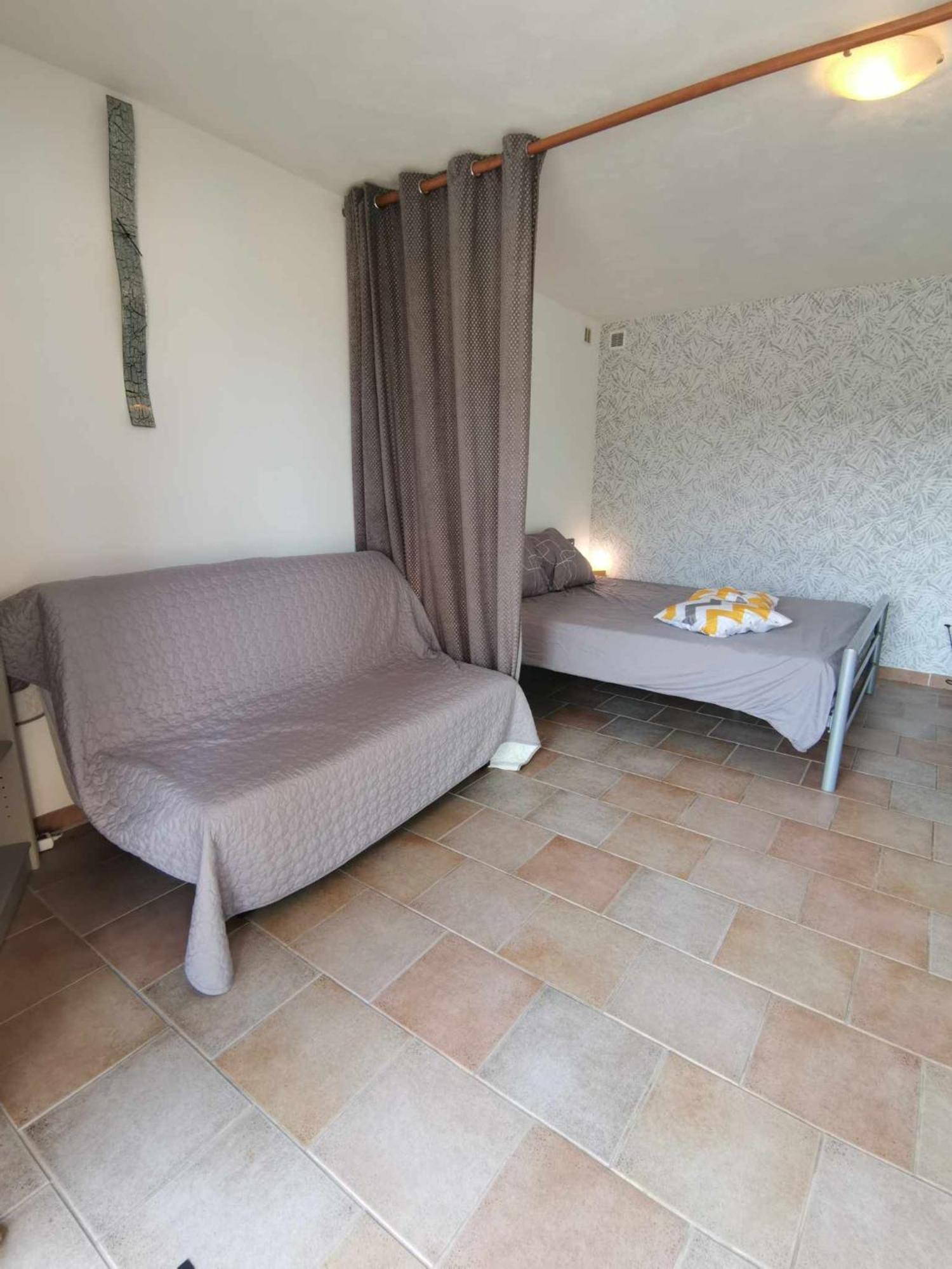 Colline De Sollies Holiday home *